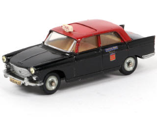 Lot 239 - DINKY TOYS (FRANCE) (1)