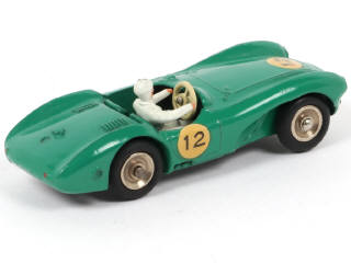 Lot 221 - DINKY TOYS (FRANCE) (1)