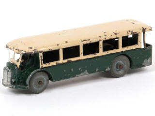 Lot 210 - DINKY TOYS (FRANCE) (1)