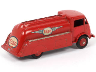 Lot 208 - DINKY TOYS (FRANCE) (1)