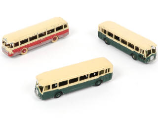 Lot 254 - DINKY TOYS (FRANCE) (3)