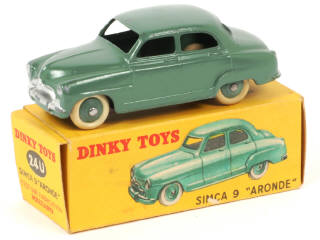 Lot 195 - DINKY TOYS (FRANCE) (1)
