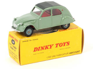 Lot 226 - DINKY TOYS (FRANCE) (1)
