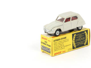 Lot 242 - DINKY TOYS (FRANCE) (1)