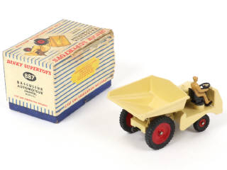 Lot 238 - DINKY TOYS (FRANCE) (1)