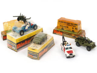 Lot 183 - DINKY TOYS (GB) (6)