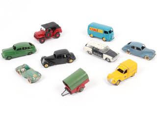 Lot 269 - DINKY TOYS (FRANCE) (9)