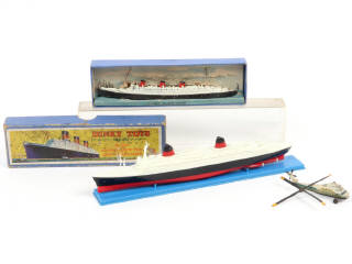 Lot 80 - DINKY TOYS (3)