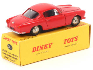 Lot 134 - DINKY TOYS (FRANCE) (1)