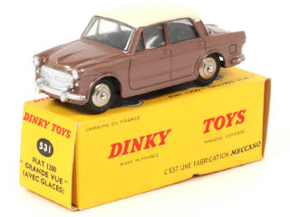 Lot 181 - DINKY TOYS (FRANCE) (1)