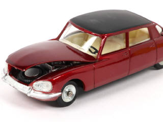 Lot 180 - DINKY TOYS (FRANCE) (1)