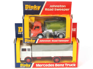 Lot 77 - DINKY TOYS (GB) (2)