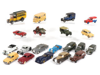 Lot 70 - DIVERS (20)