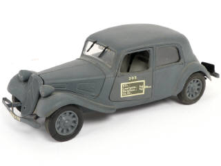 Lot 46 - DIVERS (10)