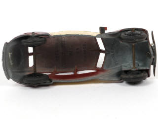 Lot 291 - DINKY TOYS (FRANCE) (1)