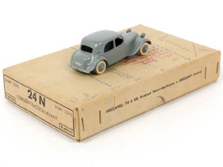 Lot 295 - DINKY TOYS (FRANCE) (2)