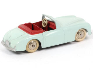 Lot 304 - DINKY TOYS (FRANCE) (1)