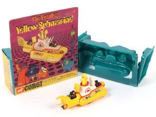 Lot 179 - CORGI TOYS (GB) (1)