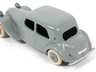 Lot 294 - DINKY TOYS (FRANCE) (1)