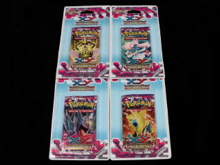 Lot 71 - POKEMON COMPANY (USA) (4)