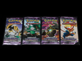 Lot 95 - POKEMON COMPANY (USA) (4)