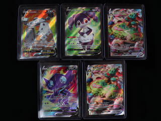 Lot 150 - POKEMON COMPANY (USA) (5)