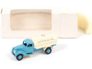 Lot 230 - CLUB DINKY FRANCE (1)