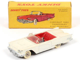 Lot 145 - DINKY TOYS (FRANCE) (1)