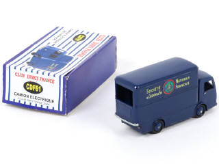 Lot 272 - CLUB DINKY FRANCE (1)