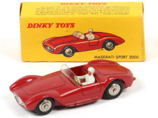 Lot 87 - DINKY TOYS (FRANCE) (1)