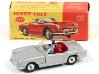 Lot 29 - DINKY TOYS (GB) (1)