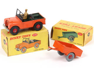 Lot 34 - DINKY TOYS (GB) (2)
