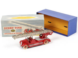 Lot 115 - DINKY TOYS (FRANCE) (1)