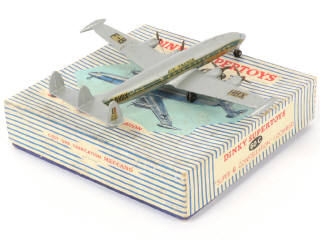 Lot 122 - DINKY TOYS (FRANCE) (1)