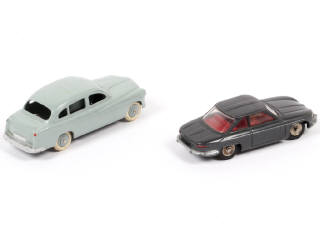 Lot 173 - DINKY TOYS (FRANCE) (2)