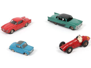 Lot 206 - DINKY TOYS (FRANCE) (4)