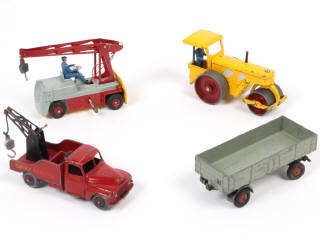 Lot 207 - DINKY TOYS (FRANCE) (4)