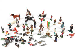 Lot 27 - DIVERS (45)