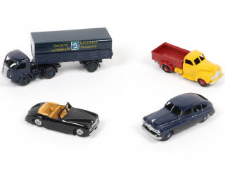 Lot 291 - DINKY TOYS (FRANCE) (4)