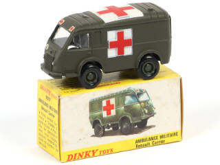 Lot 272 - DINKY TOYS (FRANCE) (1)