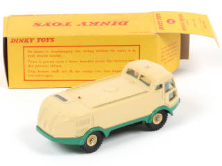 Lot 270 - DINKY TOYS (FRANCE) (1)