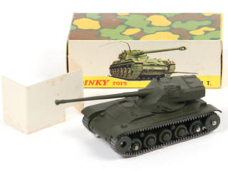 Lot 271 - DINKY TOYS (FRANCE) (1)