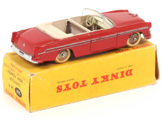 Lot 246 - DINKY TOYS (FRANCE) (1)