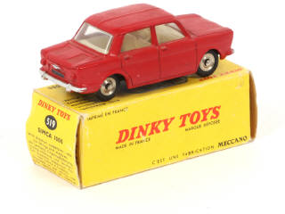 Lot 262 - DINKY TOYS (FRANCE) (1)