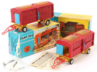 Lot 146 - CORGI TOYS (GB) (2)