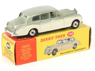 Lot 164 - DINKY TOYS (GB) (1)