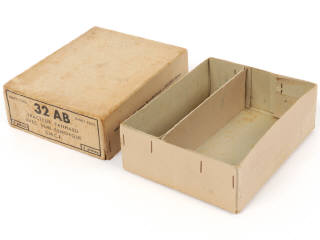 Lot 244 - DINKY TOYS (FRANCE) (1)