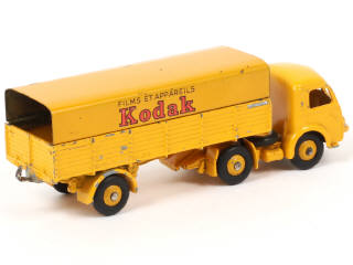 Lot 255 - DINKY TOYS (FRANCE) (1)
