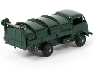 Lot 254 - DINKY TOYS (FRANCE) (1)