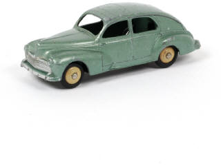 Lot 249 - DINKY TOYS (FRANCE) (1)